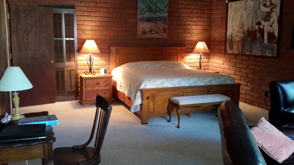 Tanque Verde Desert Trails Bed & Breakfast الغرفة الصورة